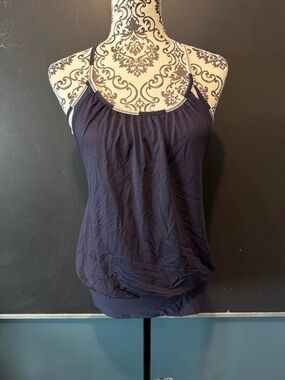 Lululemon No-Limits Tank top with built in bra